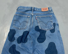 画像をギャラリービューアに読み込む, Hand-patched Levi's 550  W29 (one of a kind)