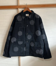 画像をギャラリービューアに読み込む, Hand-patched Black Denim Jacket (One of a kind)
