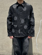画像をギャラリービューアに読み込む, Hand-patched Black Denim Jacket (One of a kind)
